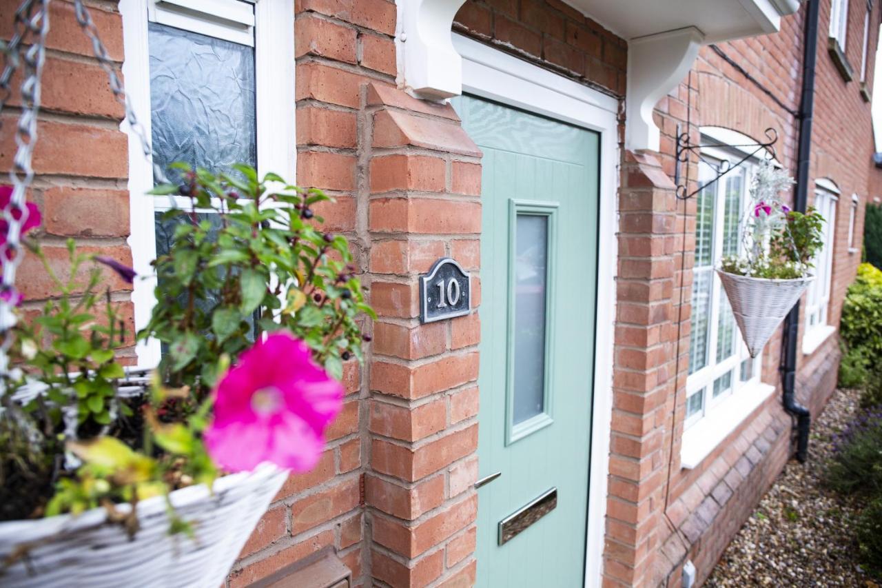Beautiful House In Stratford Upon Avon Villa Exterior foto